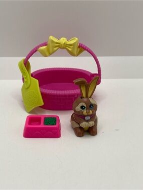 Vintage Littlest Pet Shop Set 1992 Snuggle Bunny Kenner LPS Basket